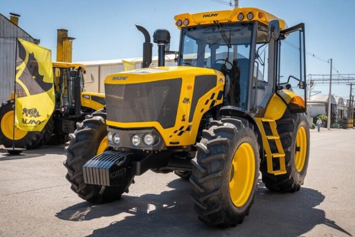 Tractor-Pauny-Evo-250-NG-1024x683