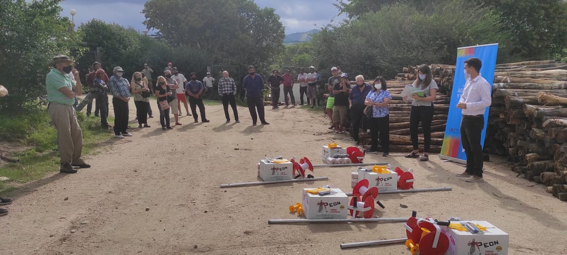 Entrega-Ayuda_Alpa_Corral