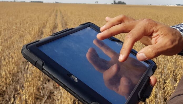 Digitalizacion-Tablet-Campo-Tecnologia