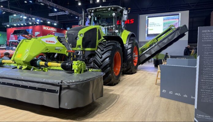 TRACTOR-CLAAS-1-e1753991941844