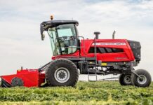 Massey Ferguson presentó la segadora autopropulsada WR 235