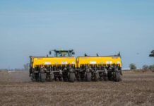 Inversiones más cerca: sellan una alianza para facilitar la financiación de maquinaria agrícola usada