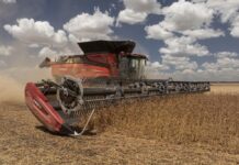 Case IH presentó en AgroActiva la megacosechadora AF10