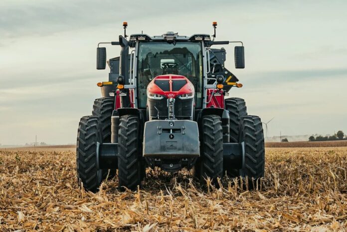 Tractor-Massey-Ferguson-9S-1024x684